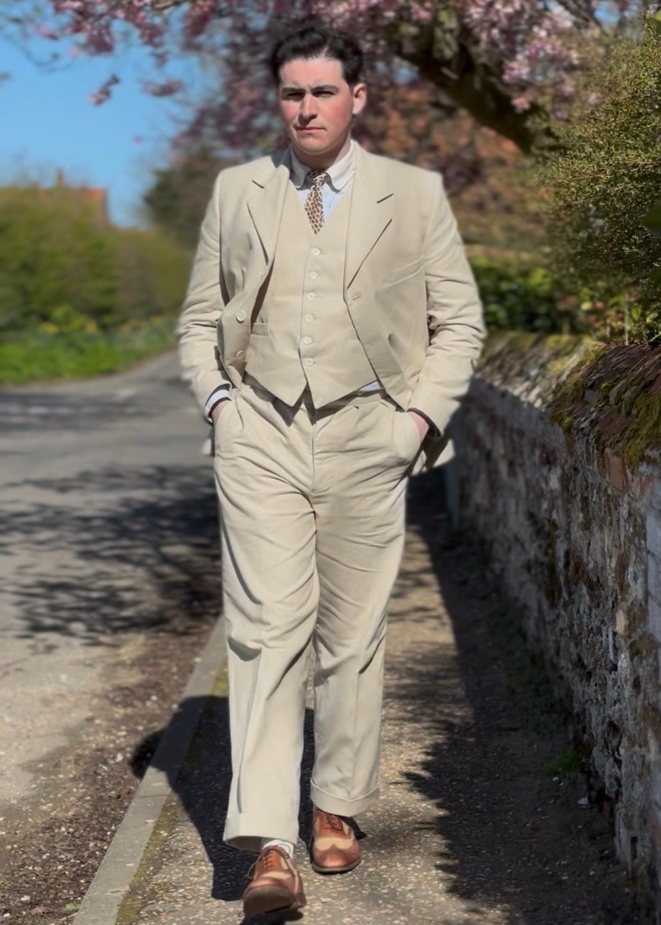 1935 HASTINGS SUMMER 3-PIECE OFF WHITE, LIGHT-WEIGHT MOLESKIN SUIT