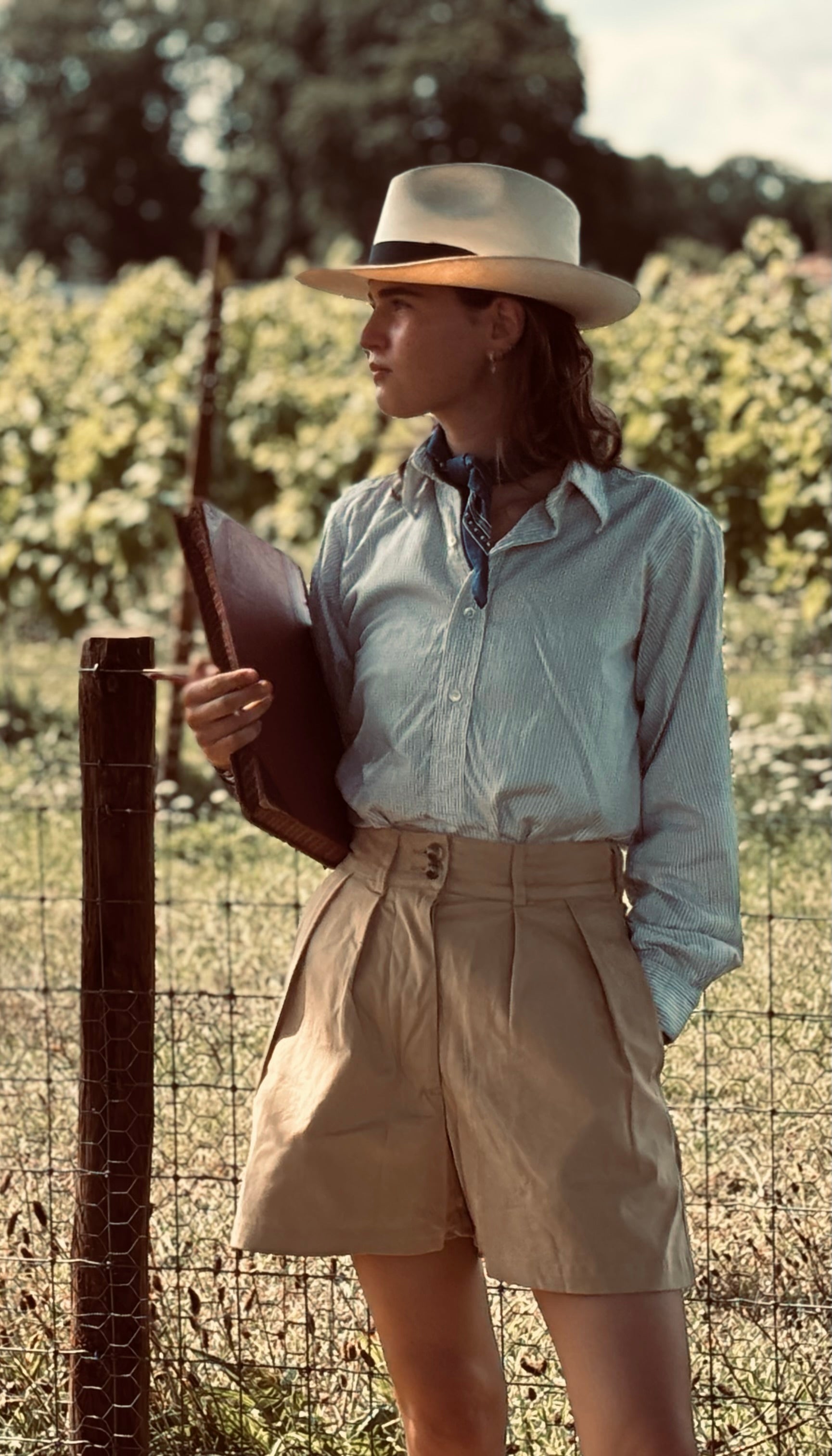 1930s LADIES PLEATED KHAKI TWILL SHORTS