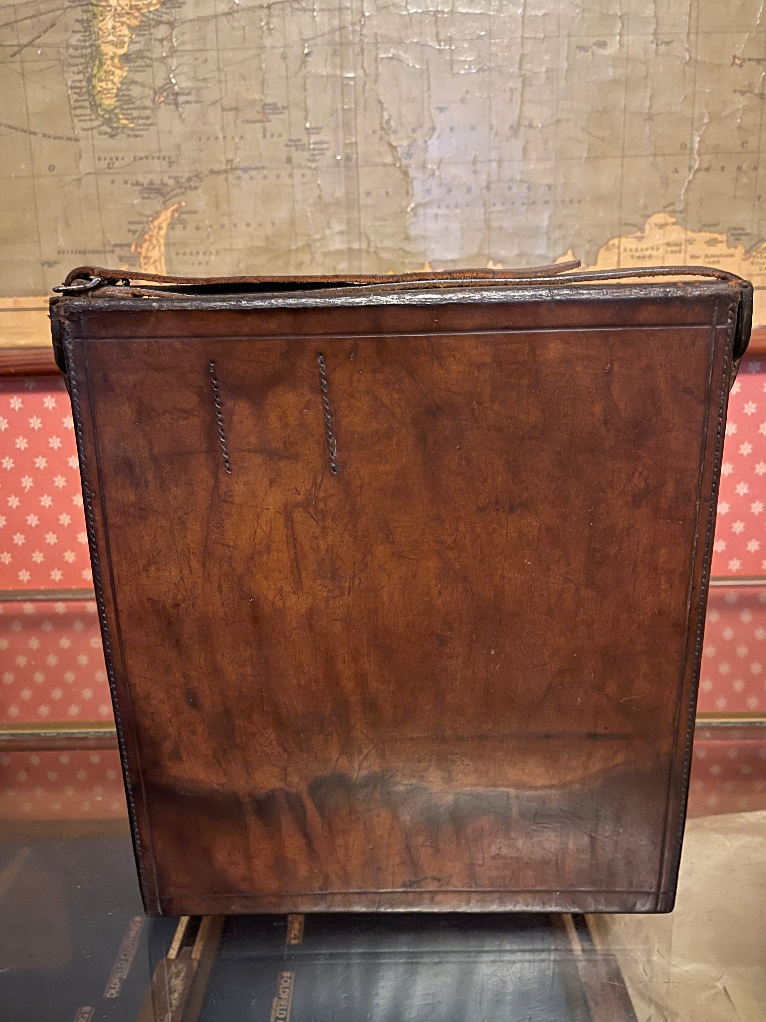 VINTAGE LEATHER CAMERA/MAP CASE c.1920s