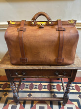 Large Finnigans leather Gladstone Bag