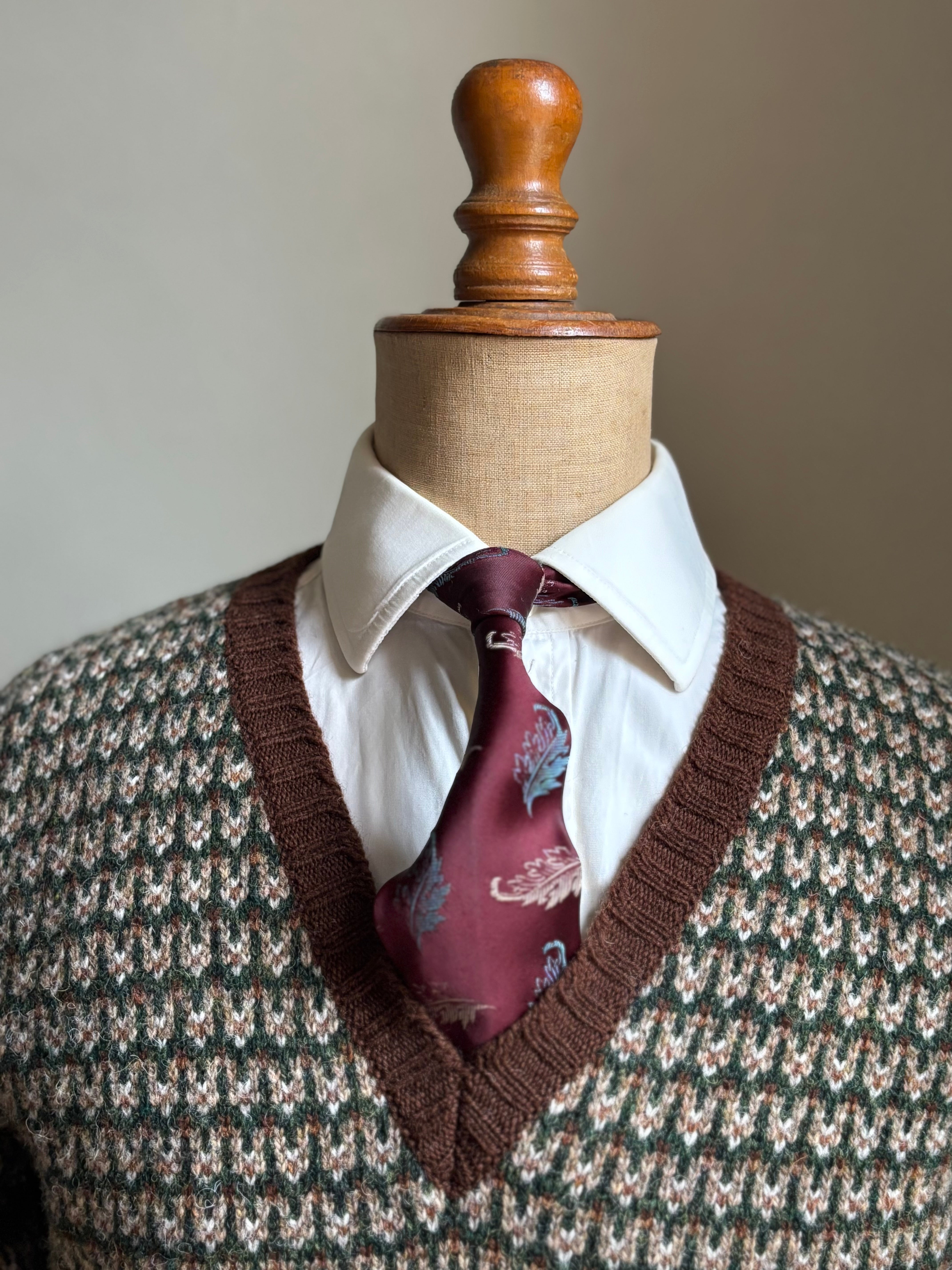 1930s "SARAZEN" SWEATER IN GREEN & CREAM