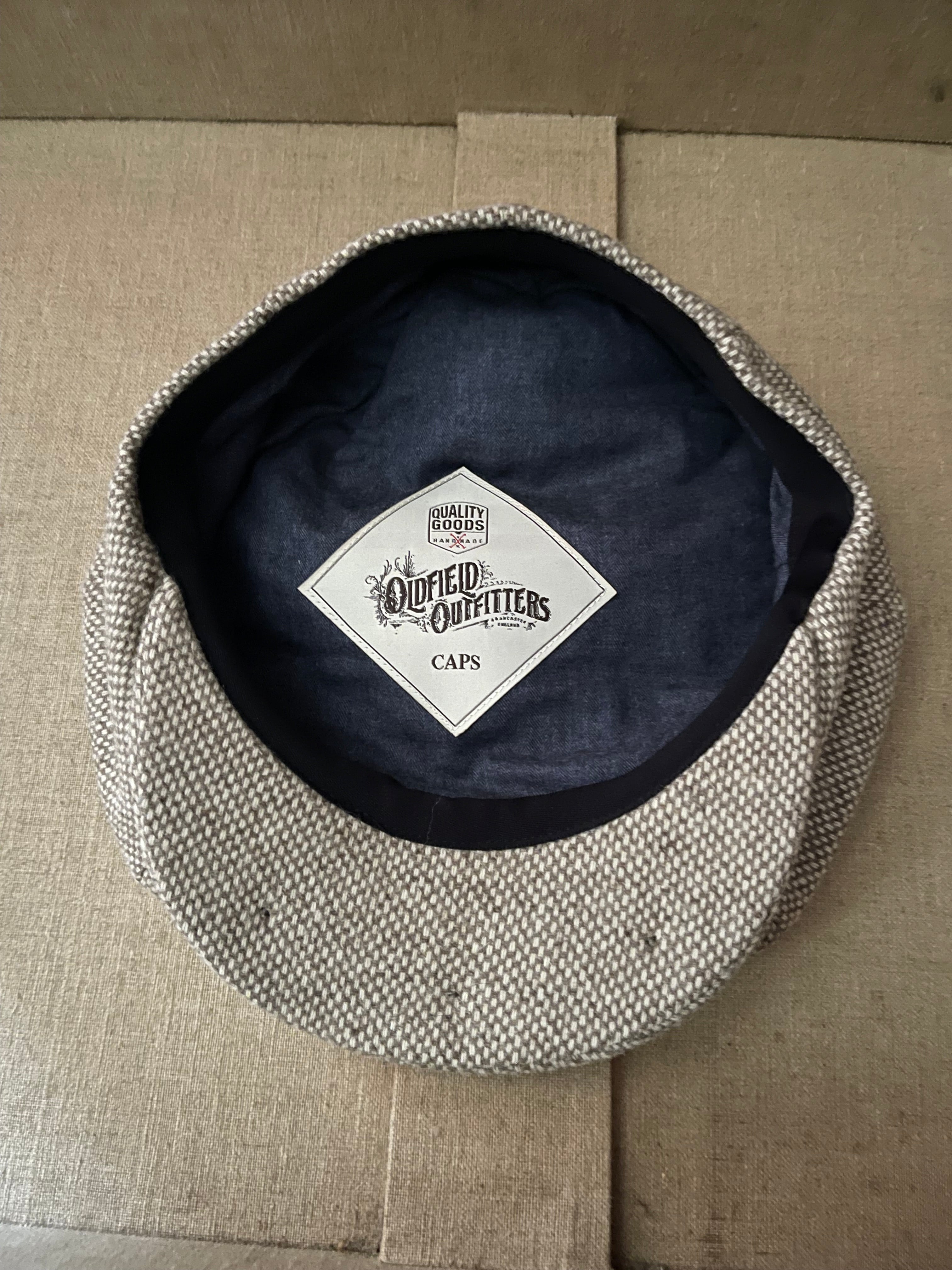 Tweed cap