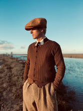 THE "GENE" RIBBED CARDIGAN IN COCO BROWN