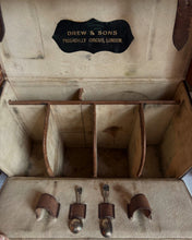 Inside the picnic set by Drew & Sons showing various compartment for picnic items