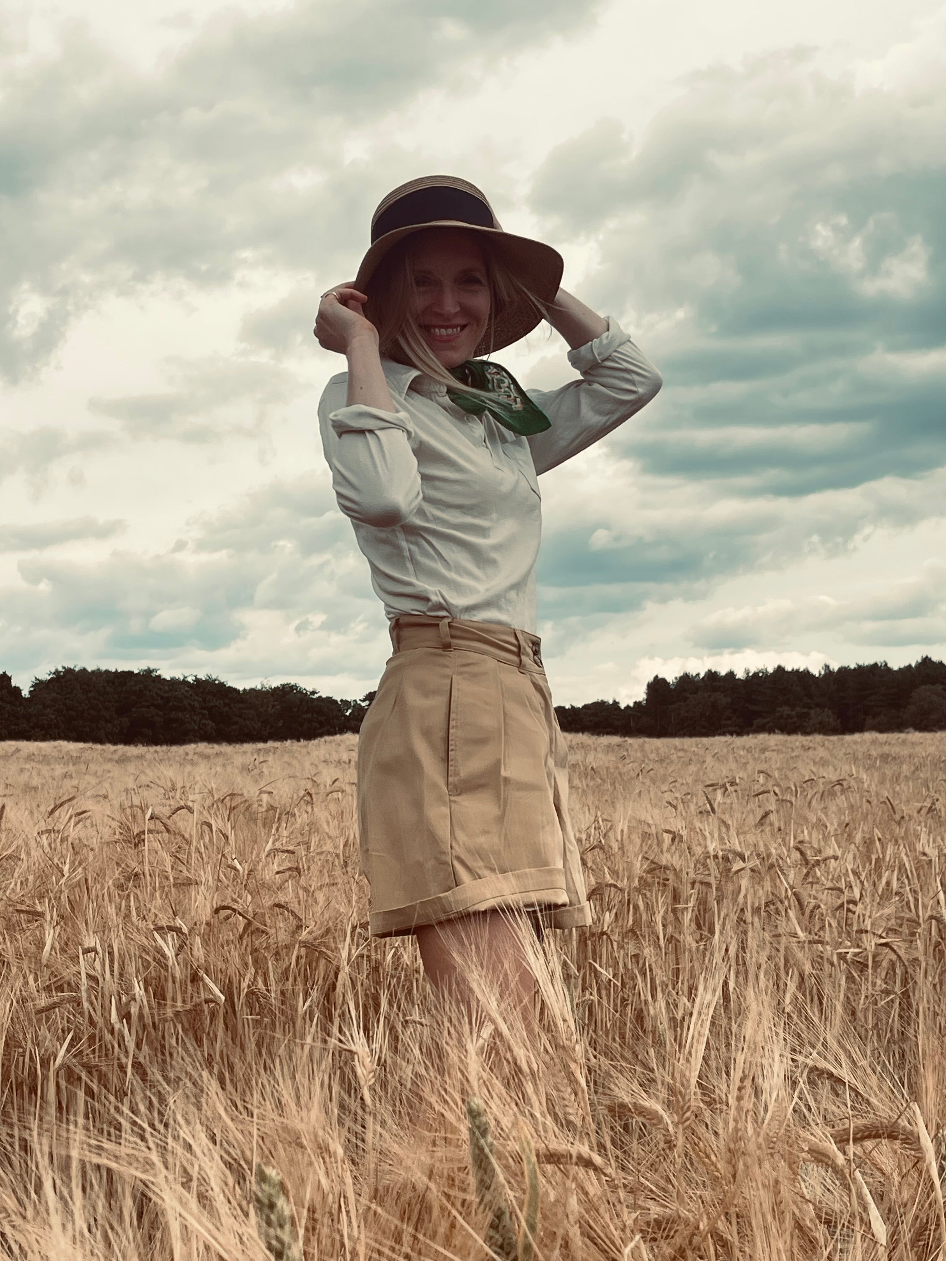 Ladies Vintage Khaki Pleated Shorts for her