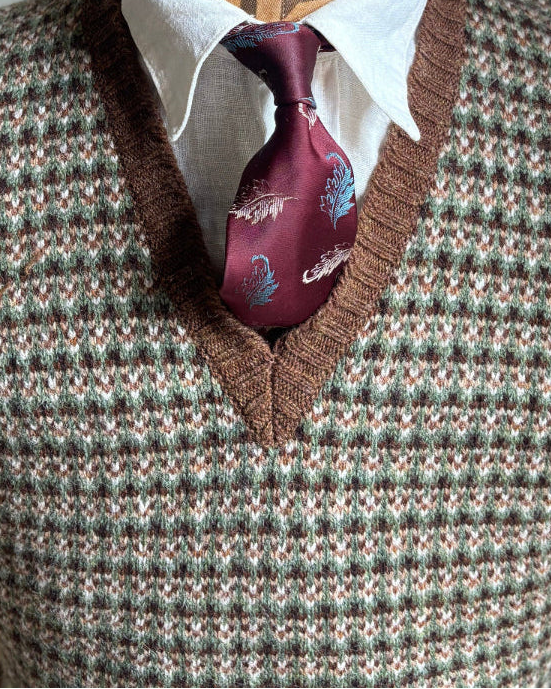 1930s "SARAZEN" SLIPOVER IN GREEN & BROWN