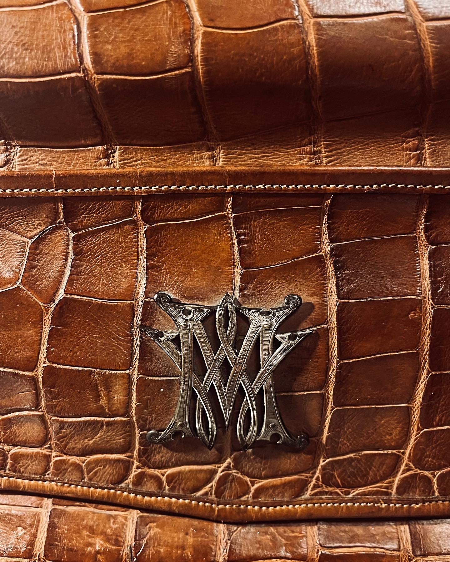 A Barrett & Sons / G Betjemann Crocodile Leather Dressing Case Circa 1879
